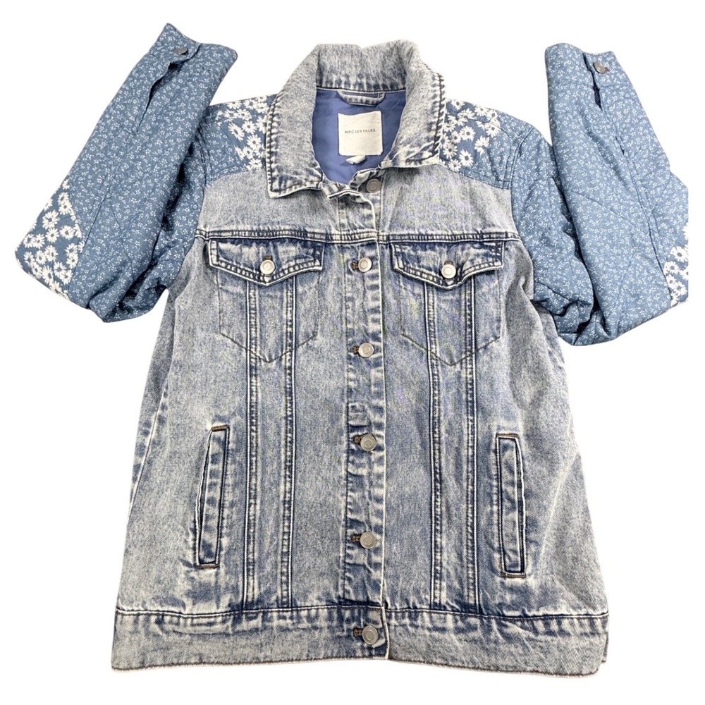 Avec Les Filles Floral Quilted Sleeve Denim Jacket Acid Wash Light Blue Small